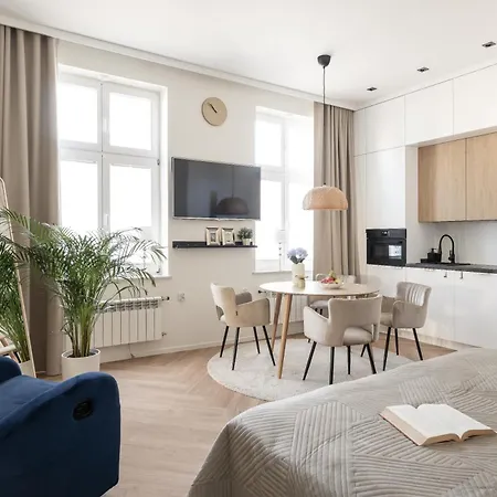Sanhaus - Koral Z Parkingiem - 200 M Od Plazy Sopot