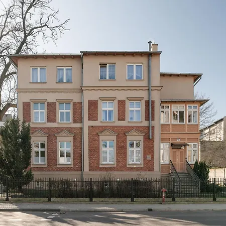 Sanhaus - Koral Z Parkingiem - 200 M Od Plazy * Sopot